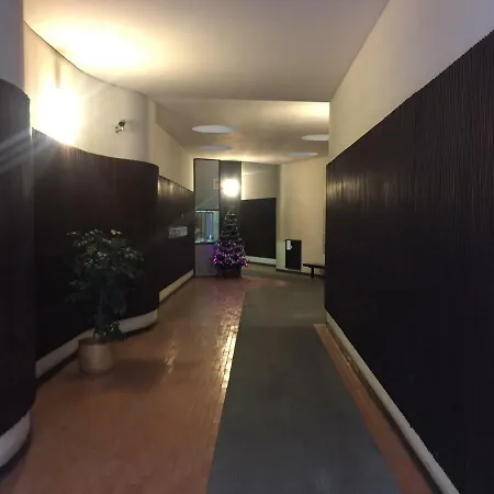 Rhome Merulana Daire Roma
